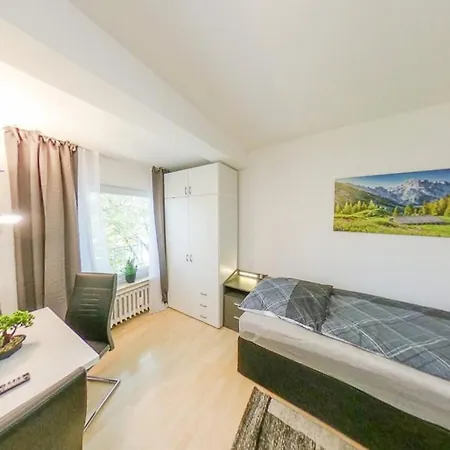 33 1 Apartment *